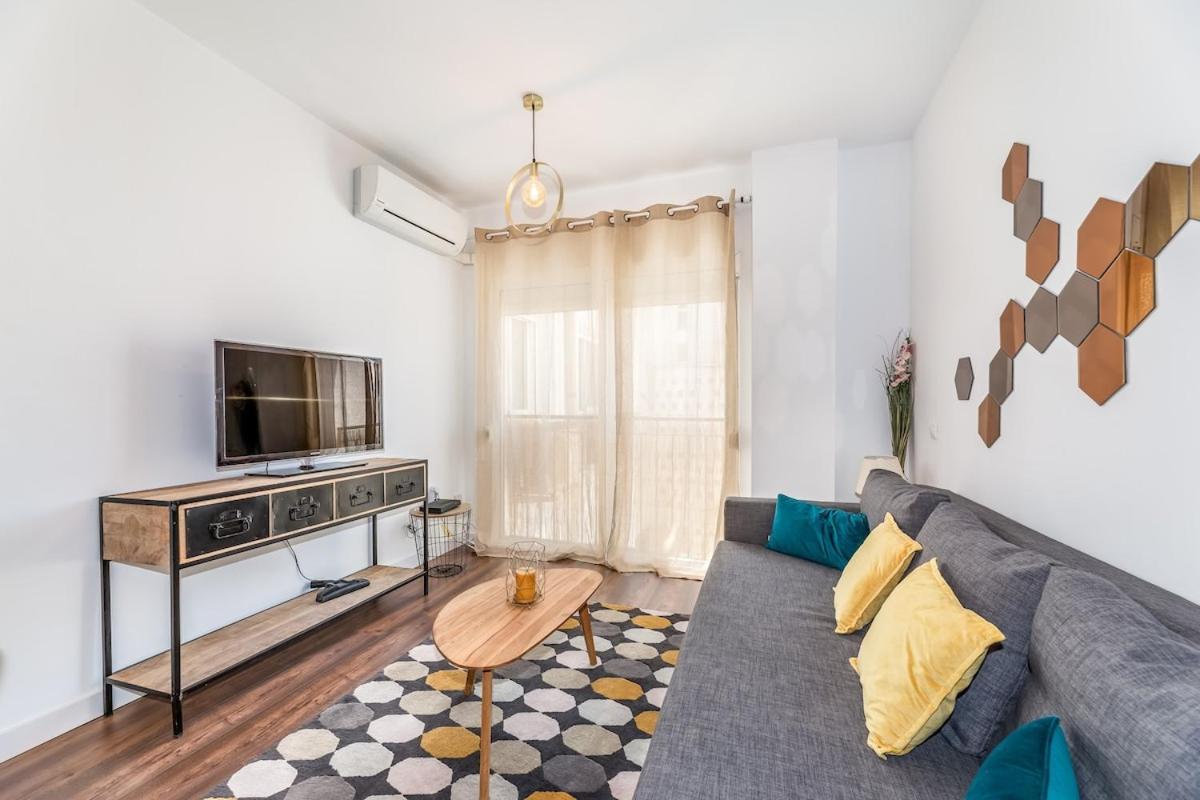 Historic Malaga Centre Apartment ภายนอก รูปภาพ